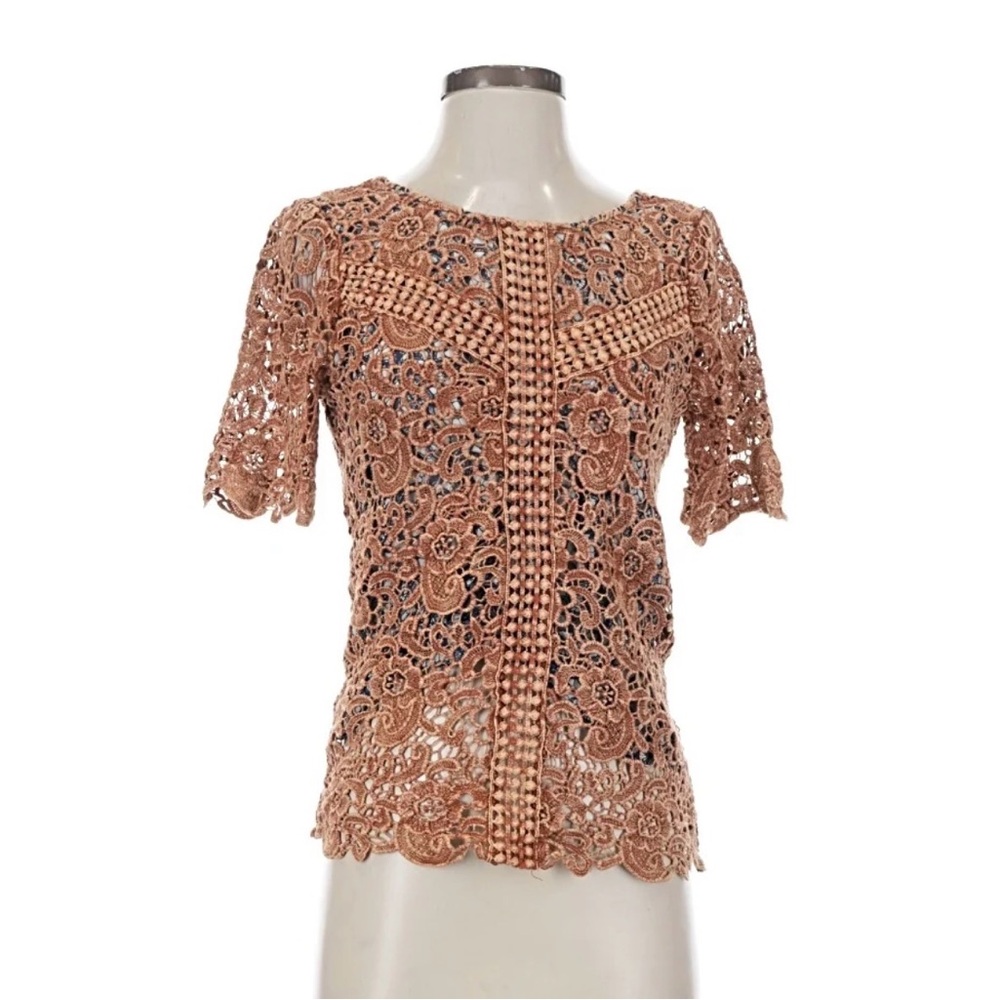 Gimmicks by BKE Rust Floral Crochet Women's Top - V-Back size Medium - Picture 2 of 9